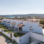 Sea View House 5 * 올비아