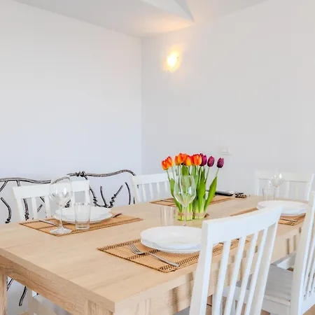 Sea View House 5 * Olbia